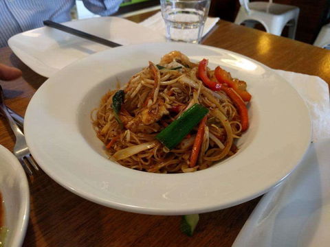 Vistana Malaysian Restaurant - Dentist Find 0