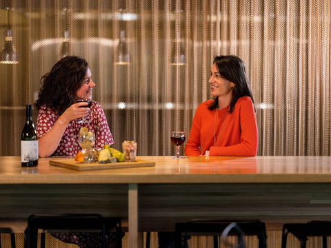 1830 Restaurant And Bar - Dentist Find 2