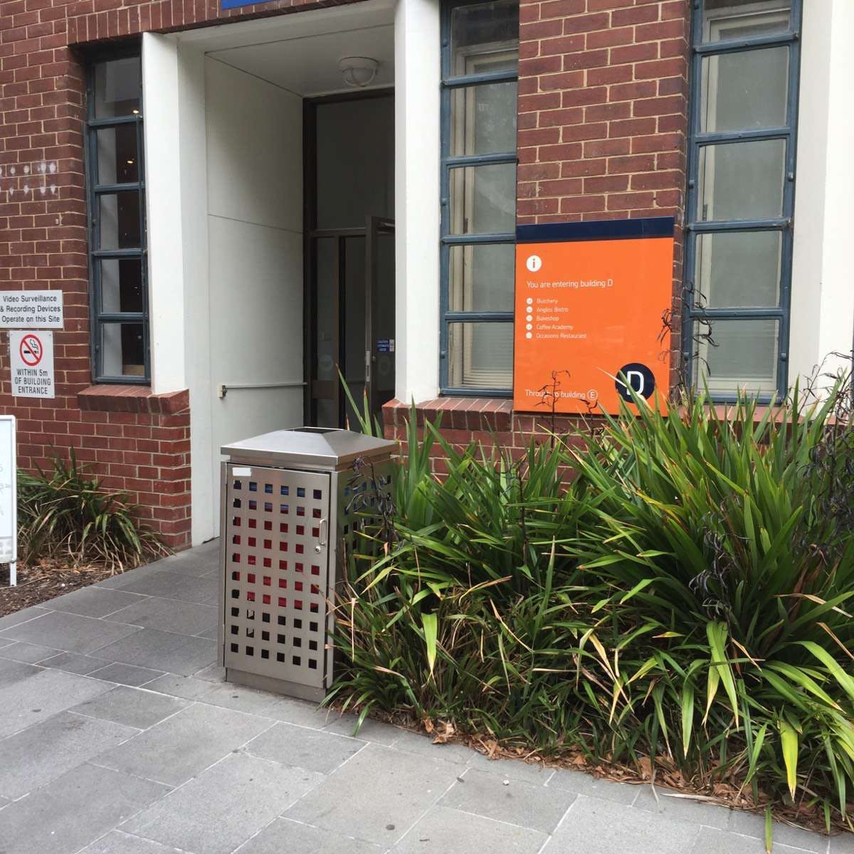 Sanctuary Stove Bakehouse