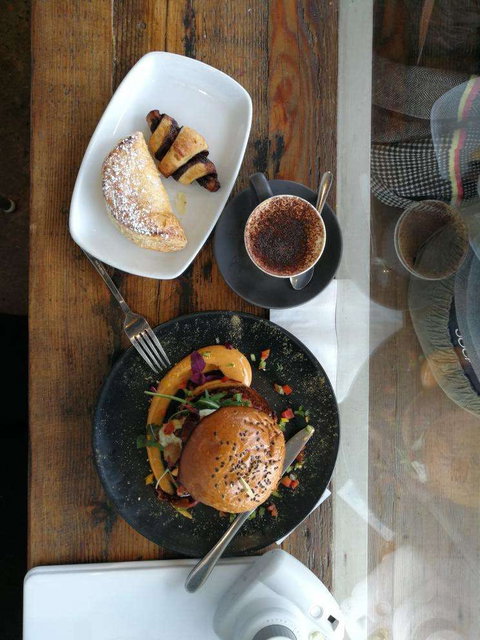 The Grumpy Baker - Maroubra - Dentist Search 0