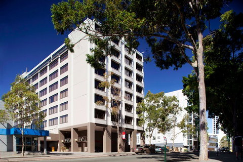 Phi Yen - Perth - Dentist Find 0