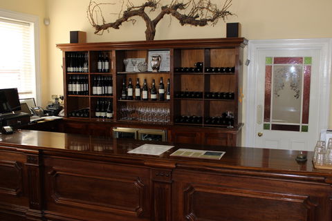 Knappstein Enterprise Winery - Dentist Find 1