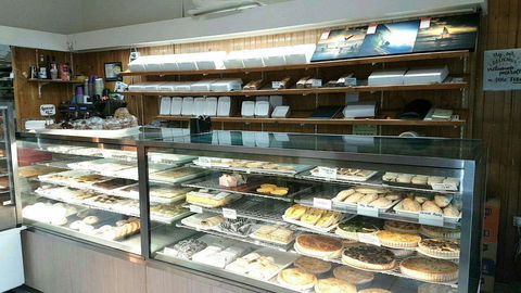 The Loaf And Lounge - Dentists Australia 0