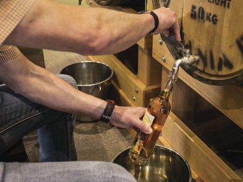 Hellyers Road Distillery - Dentist Search 0