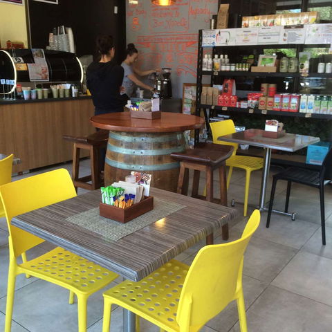 Karibucafe - Dentist Find 0