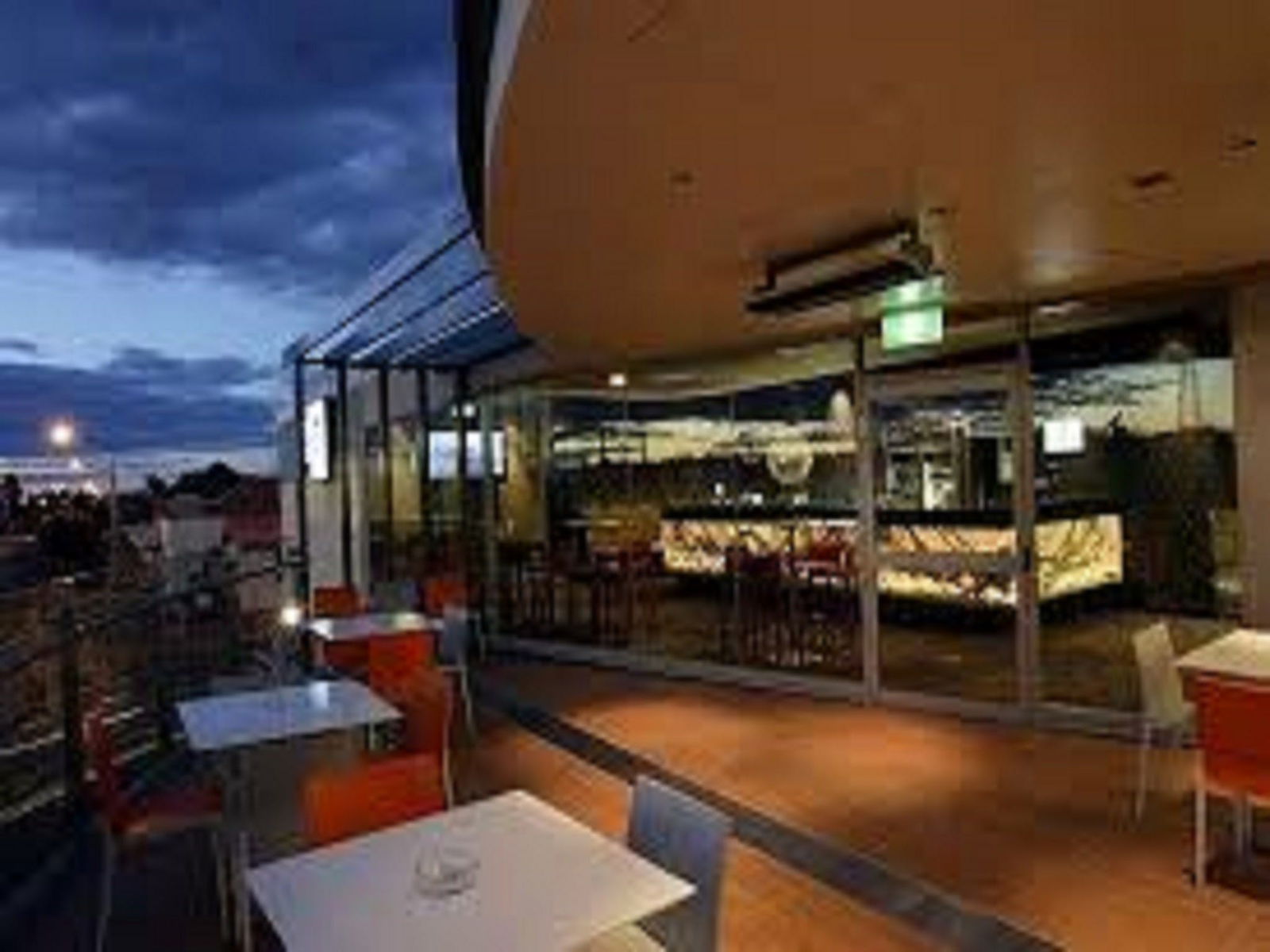 One Seven Eight Dining and Bar