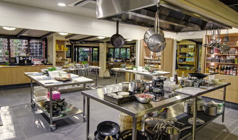 Spirit House Restaurant And Cooking School - Dentist Find 2