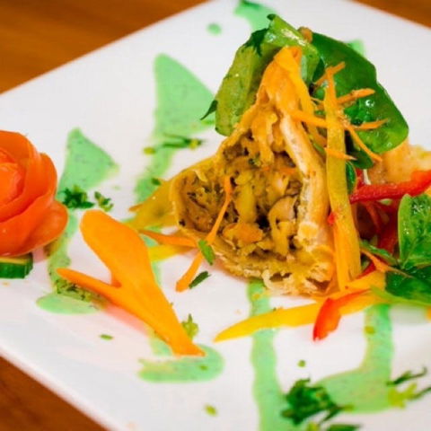 Bombay On The Beach - Dentist Find 0