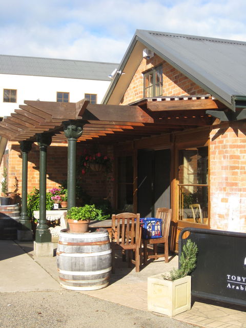 Eling Forest Cellar Door And Cafe - Dentist Find 1