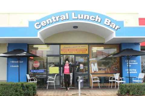 Central Lunch Bar - Dentist Find 0