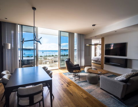 Promenade Penthouse Apartment - Dentist Search 0