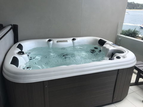 Promenade Penthouse Apartment - Dentist Search 12