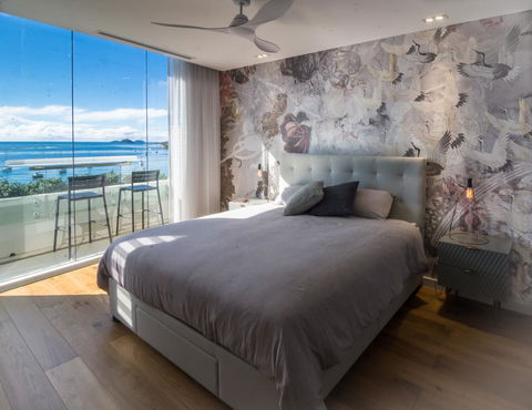 Promenade Penthouse Apartment - Dentist Search 7