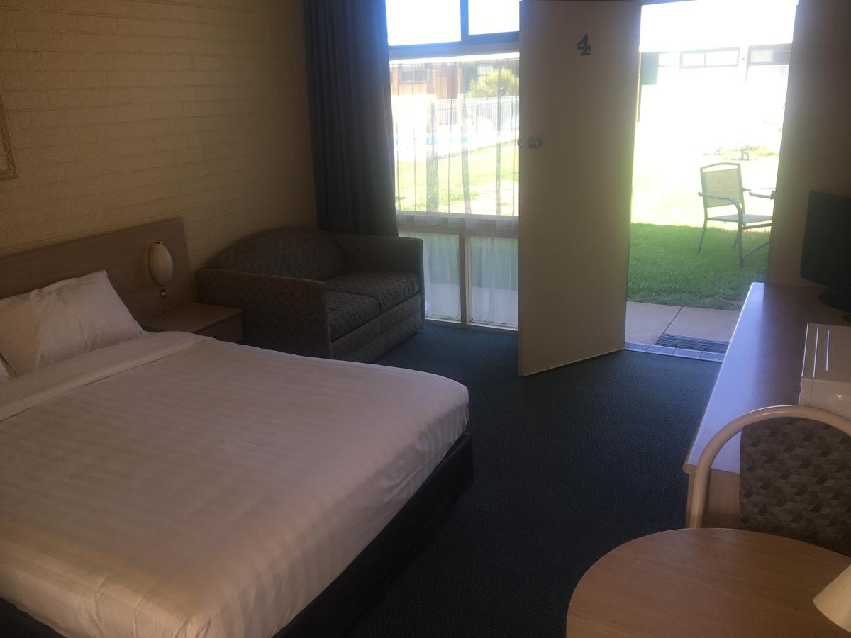 Junee Motor Inn