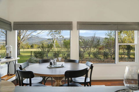 Romanz In The Valley (Luxury B&B) - Dentist Find 16