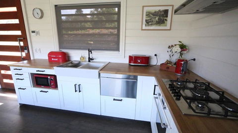 Amaroo Valley Springs - Dentist Find 26