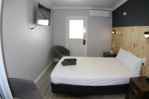 Sleepy Hill Motor Inn - Dentist Find 30