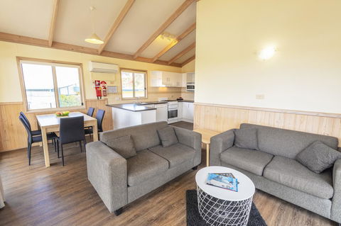 Discovery Parks â€“ Pambula Beach - Dentist Find 15