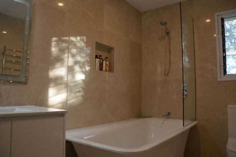 Garden Room - Dentist Find 11