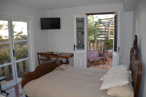 Garden Room - Dentist Find 4