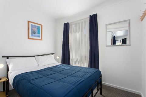 Victor Harbor Holiday & Cabin Park - Dentist Find 38