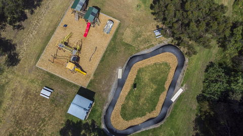 Victor Harbor Holiday & Cabin Park - Dentist Find 6