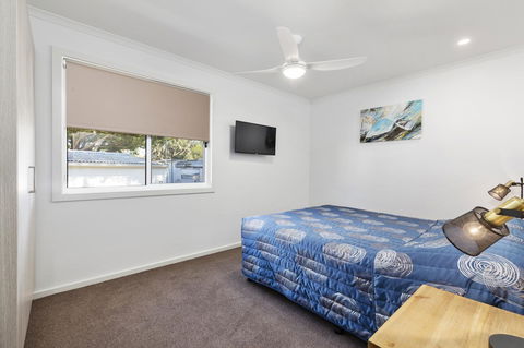 Victor Harbor Holiday & Cabin Park - Dentist Find 15