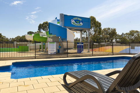 Victor Harbor Holiday & Cabin Park - Dentist Find 2