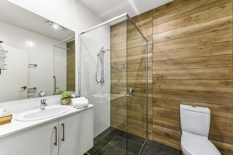 Bonnies Of Beachport - Dentist Find 9