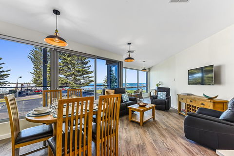 Bonnies Of Beachport - Dentist Find 24