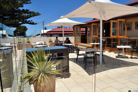 Kangaroo Island Seafront - Dentist Find 11