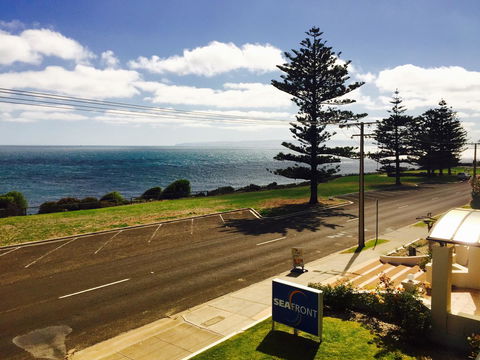 Kangaroo Island Seafront - Dentist Find 21