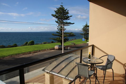 Kangaroo Island Seafront - Dentist Find 31