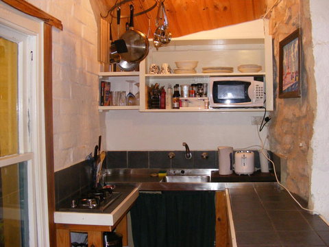 Trevalia Accommodation - Dentist Search 16