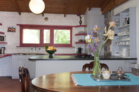 Trevalia Accommodation - Dentist Search 24