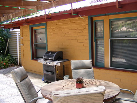 Trevalia Accommodation - Dentist Search 9