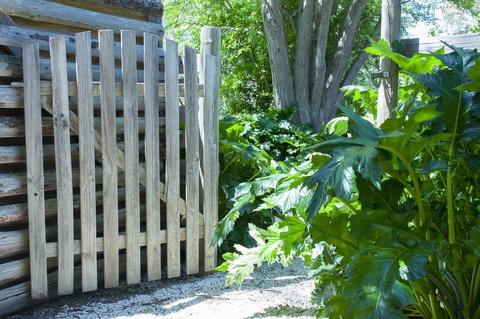 Trevalia Accommodation - Dentist Search 25