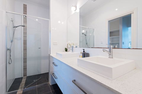 Boutique Getaway On Wright - Dentist Find 17