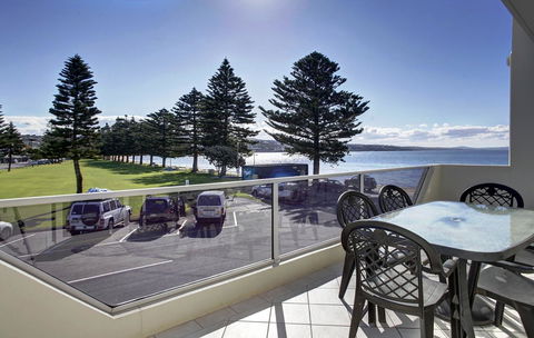 Tasman Beachside Apartments - Dentist Find 0
