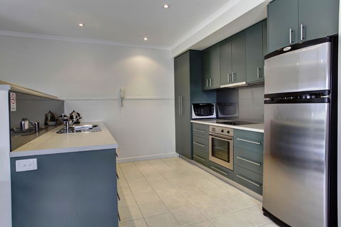 Tasman Beachside Apartments - Dentist Find 3