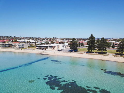 Tasman Beachside Apartments - Dentist Find 12