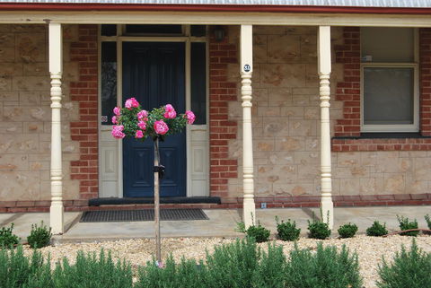 Jacaranda Cottage - Dentist Find 1