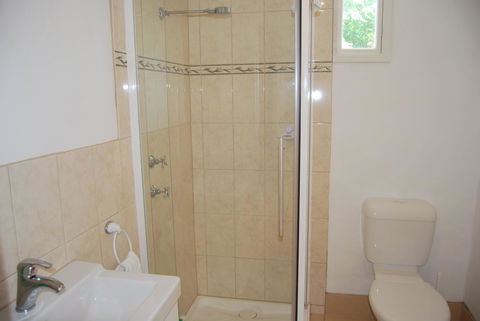 Jacaranda Cottage - Dentist Find 11