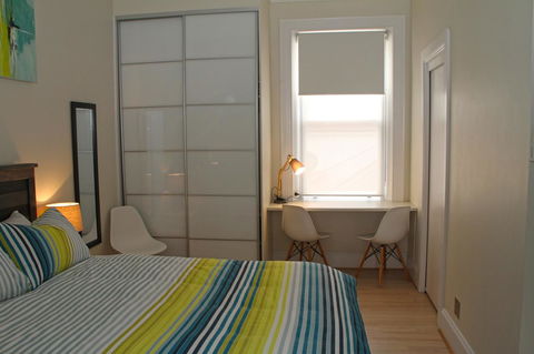 Smugglers Inn Studio Apartments - Dentist Find 18