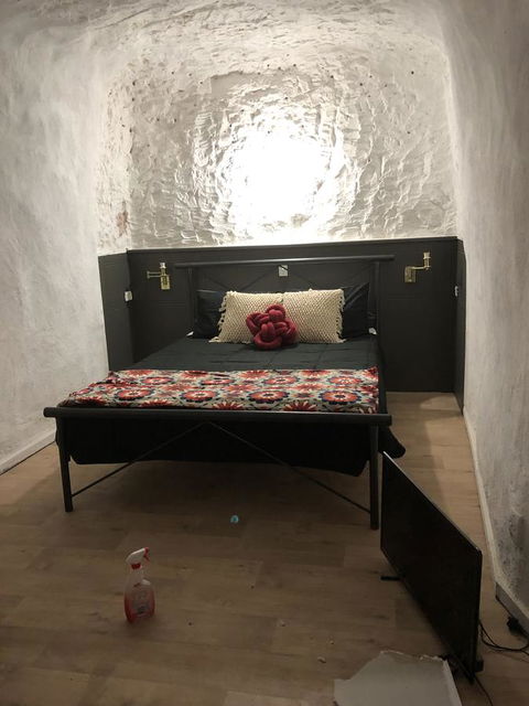 Aussie Opal Diggers Outback Retreat-Undergound - Dentist Search 10