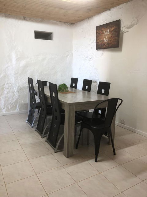 Aussie Opal Diggers Outback Retreat-Undergound - Dentist Search 15