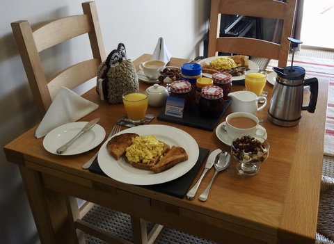 Rezare House Bed & Breakfast - Dentist Find 29