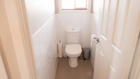 Rezare House Bed & Breakfast - Dentist Find 23