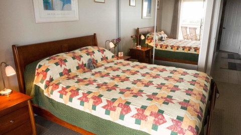 Rezare House Bed & Breakfast - Dentist Find 4