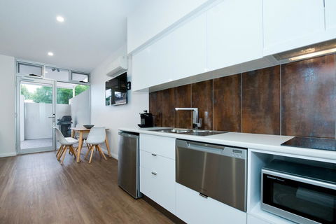 Loxton Courthouse Apartments - Dentist Find 19